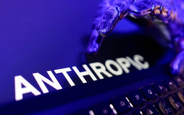 Anthropic lab AI automates experiments via MHS - image 1